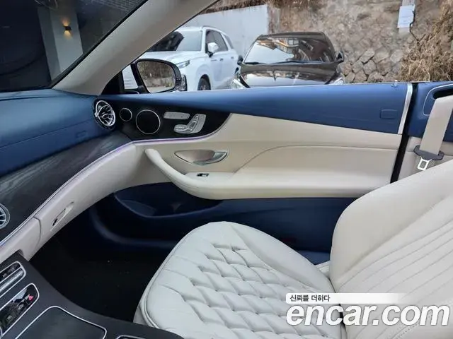 Mercedes-Benz E-Class 2018 — Фото 8/12