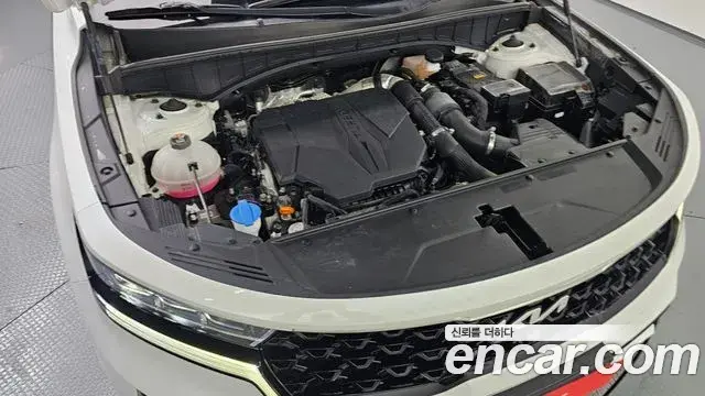 Kia Sorento 2023 — Photo 6/20
