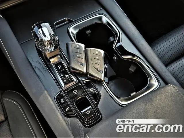 Lexus RX350h 2024 — ფოტო 7/20