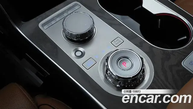 Genesis GV80 2024 — Photo 9/20