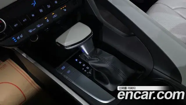 Hyundai Avante 2021 — Photo 9/20
