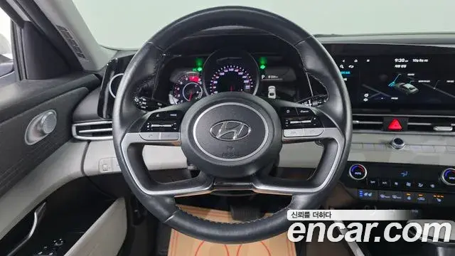 Hyundai Avante 2021 — Photo 13/20