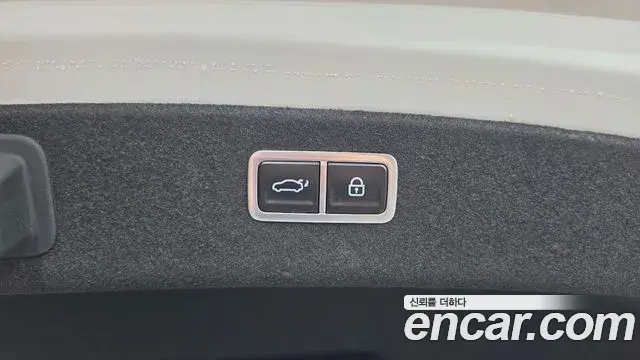 Genesis Electrified G80 2024 — Photo 20/20