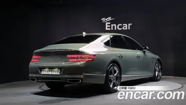 Genesis Electrified G80 2020 — Photo 2/20