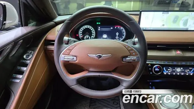 Genesis Electrified G80 2020 — Photo 13/20