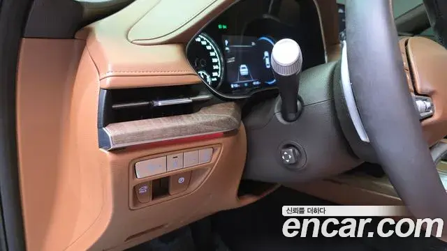 Genesis Electrified G80 2020 — Photo 19/20