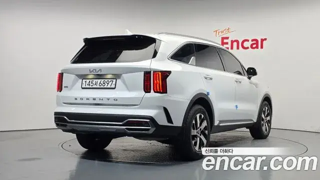 Kia Sorento 2021 — Photo 2/20