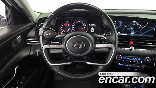 Hyundai Avante 2021 — Photo 13/20