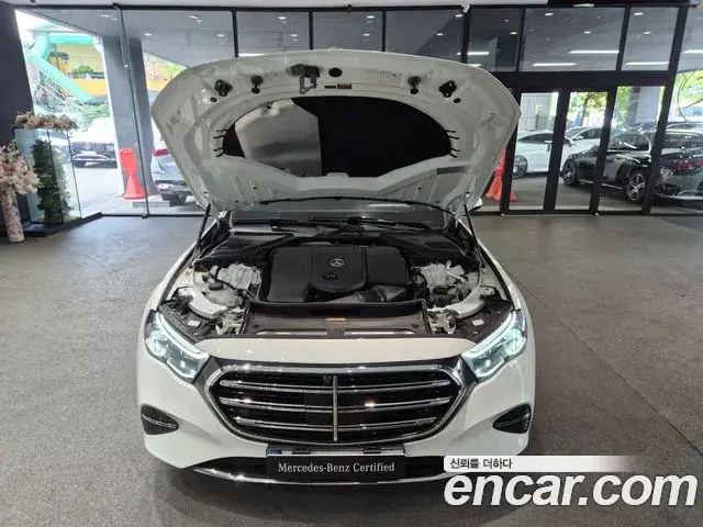 Mercedes-Benz E-Class 2026 — ფოტო 5/20