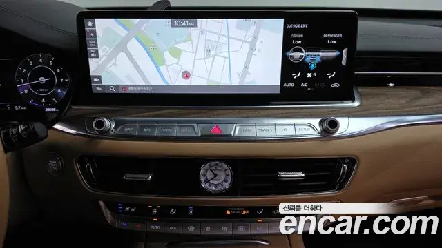 Kia The K9 2022 — Photo 12/20
