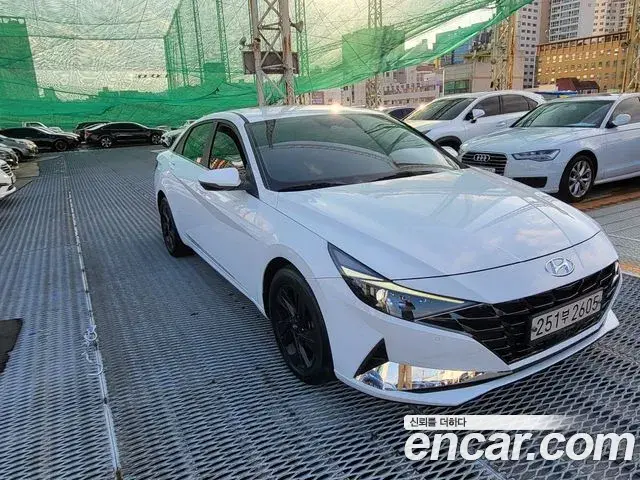Hyundai Avante 2020 — Photo 2/20