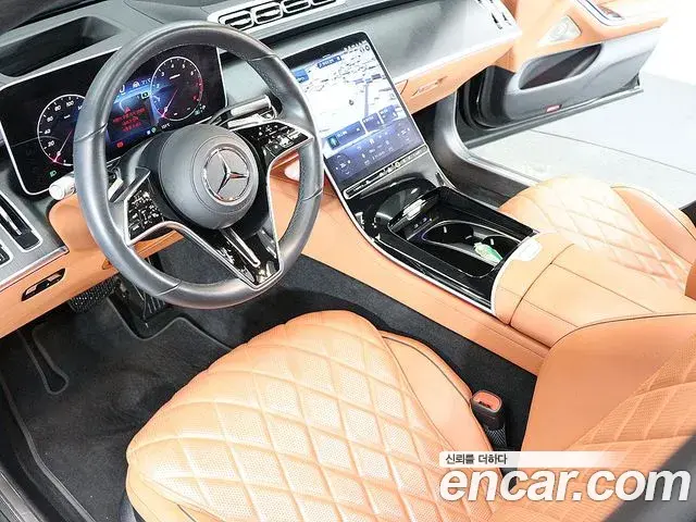 Mercedes-Benz S-Class 2023 — Photo 11/20
