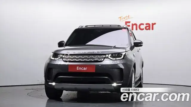Land Rover Discovery 5 2019 — ფოტო 2/20