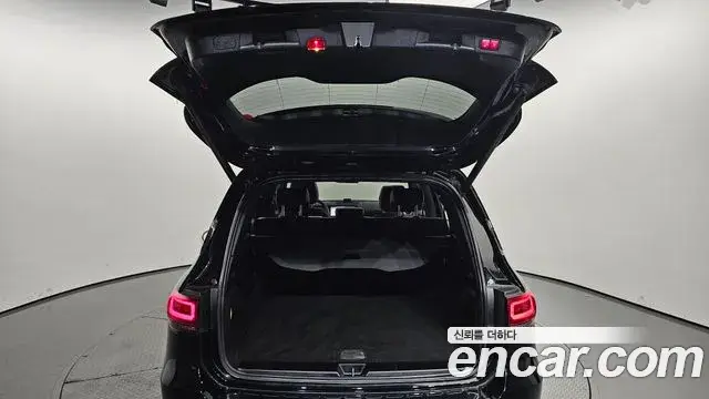 Mercedes-Benz GLB-Class 2020 — ფოტო 3/20