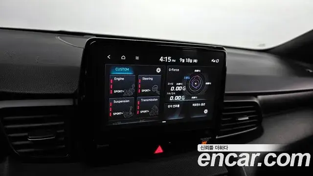 Hyundai Veloster 2021 — ფოტო 15/20