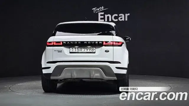 Land Rover Range Rover Evoque 2019 — ფოტო 16/20