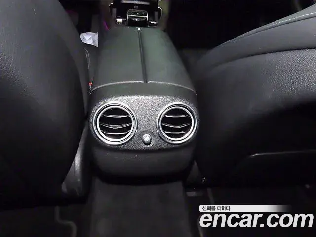 Mercedes-Benz E-Class 2019 — ფოტო 10/20