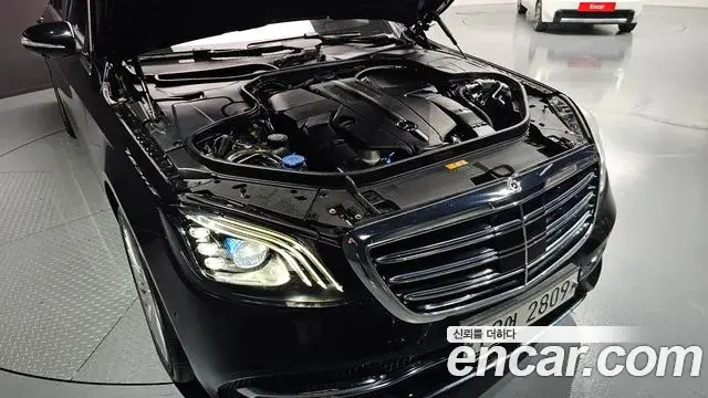 Mercedes-Benz S-Class 2019 — ფოტო 6/20