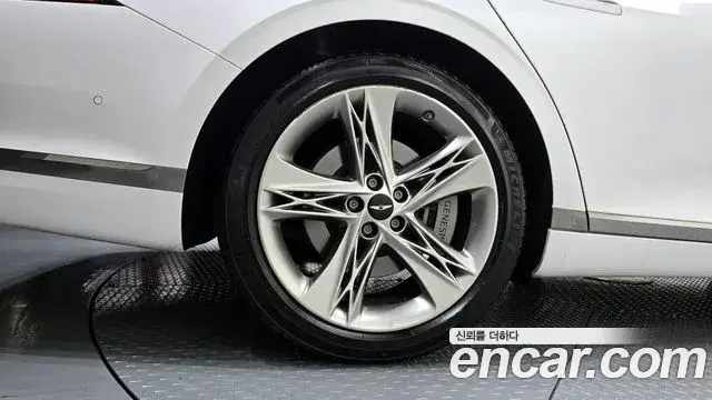 Genesis G90 2022 — Şəkil 14/20