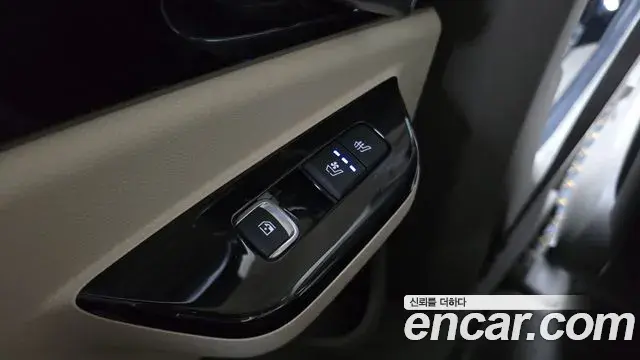Kia Carnival 2020 — Şəkil 19/20
