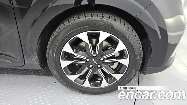 Kia Carnival 2022 — Photo 4/20