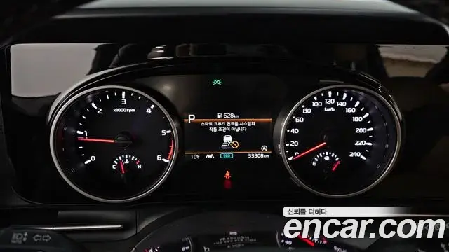 Kia Carnival 2022 — Photo 7/20