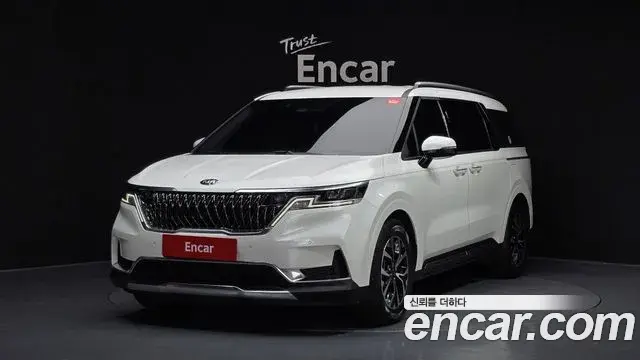 Kia Carnival 2020 — Фото 1/20