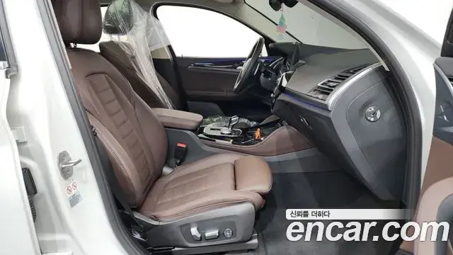 BMW X4 2022 — Şəkil 10/20