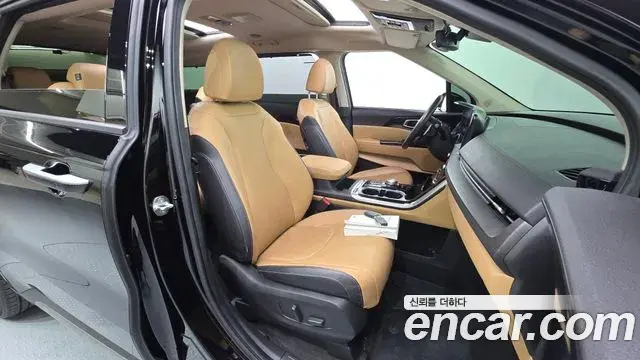 Kia Carnival 2021 — Фото 10/20