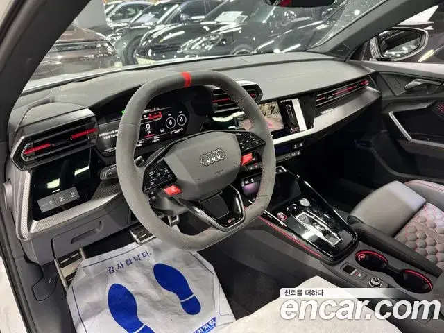 Audi RS3 2025 — ფოტო 3/18