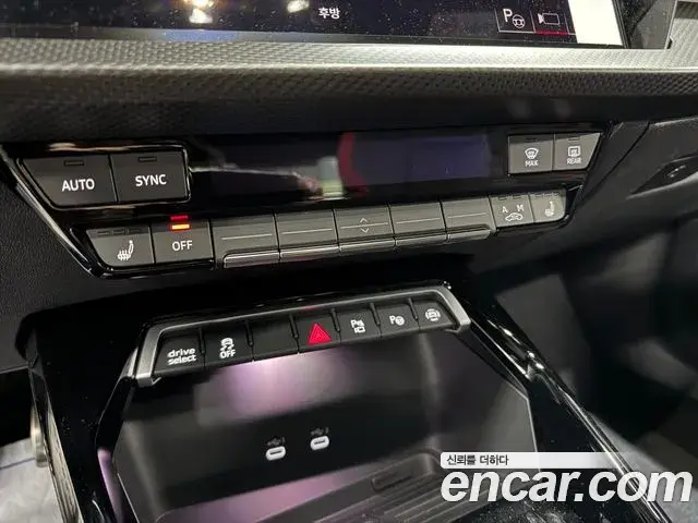 Audi RS3 2025 — ფოტო 14/18