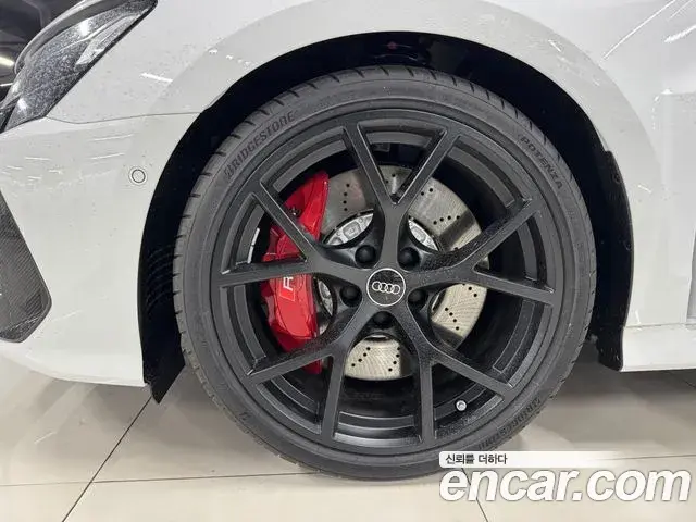 Audi RS3 2025 — ფოტო 15/18