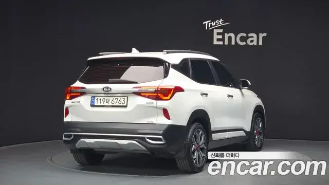 Kia Seltos 2021 — Şəkil 1/20