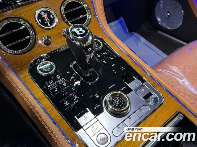 Bentley Continental GT 2020 — ფოტო 10/15