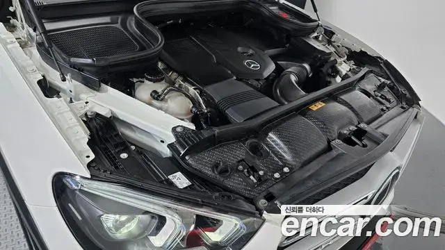 Mercedes-Benz GLE-Class 2022 — Photo 4/20
