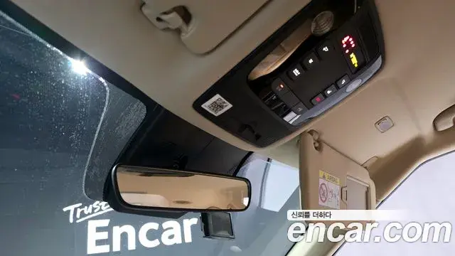 Kia Carnival 2021 — Фото 18/20