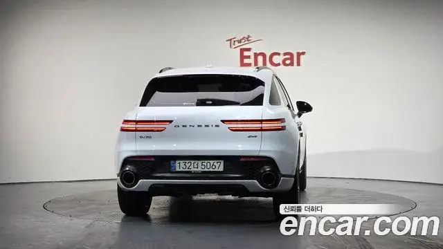 Genesis GV70 2021 — Şəkil 2/20
