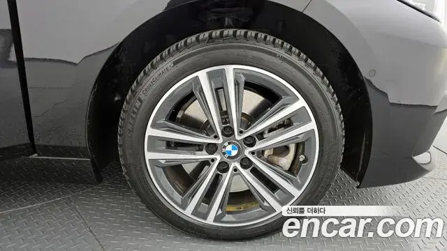 BMW 2 Series Gran Coupe 2022 — ფოტო 20/20