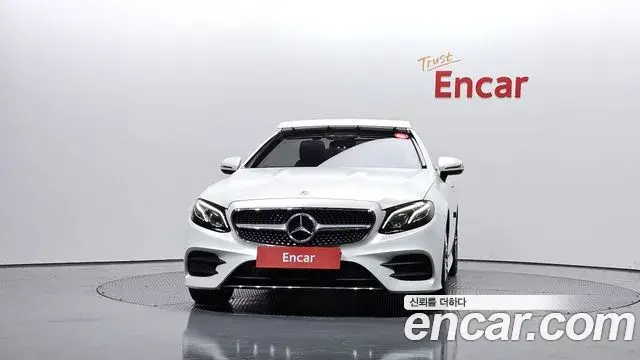 Mercedes-Benz E-Class 2019 — Şəkil 16/20