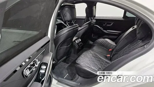 Mercedes-Benz S-Class 2022 — ფოტო 15/20