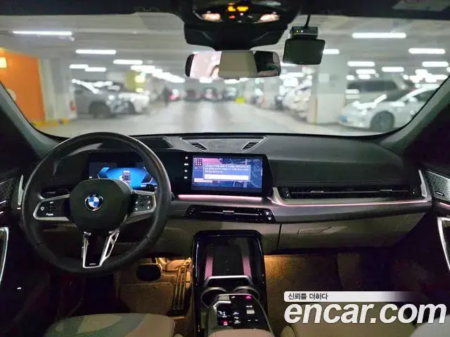 BMW X1 2025 — Photo 8/20