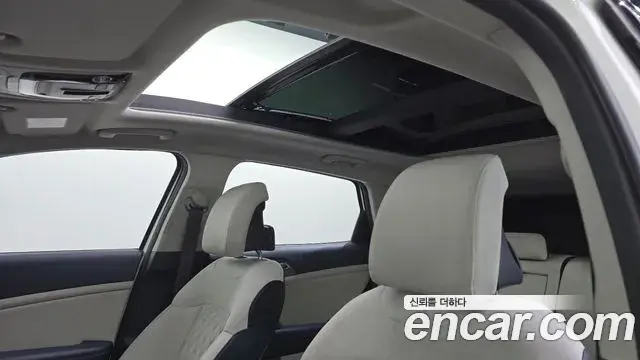 Kia Sportage 2021 — ფოტო 6/20
