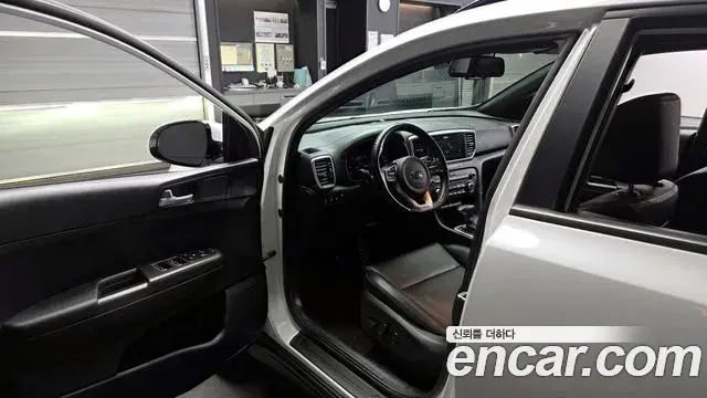 Kia Sportage The Bold 2020 — Фото 10/20