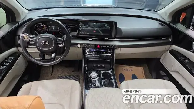 Kia Carnival 2021 — Фото 7/20