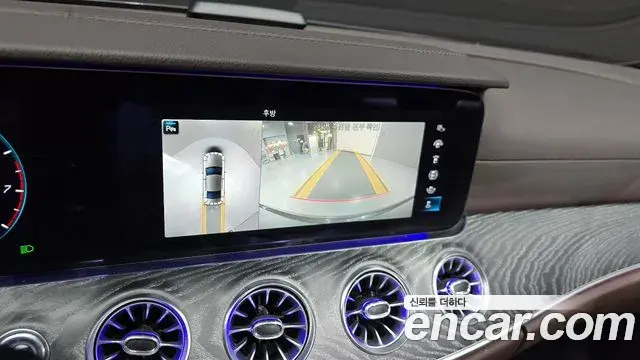 Mercedes-Benz CLS-Class 2021 — Photo 19/20