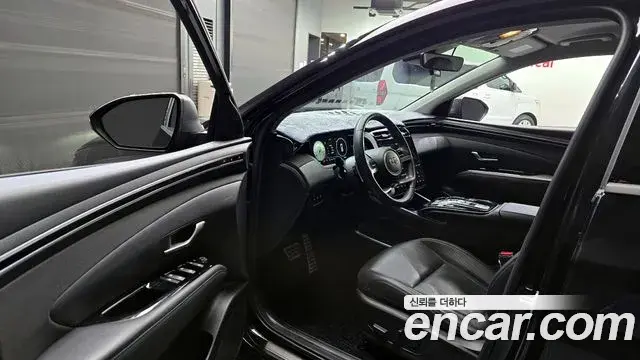 Hyundai Tucson Hybrid 2021 — Photo 9/20
