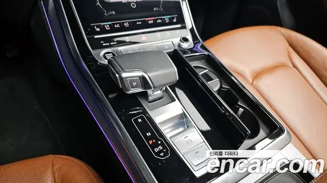 Audi Q8 2021 — Şəkil 8/20