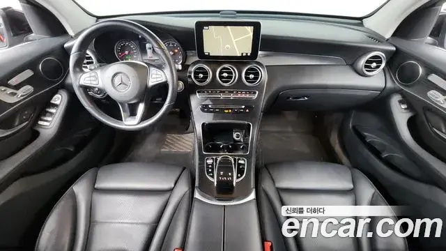 Mercedes-Benz GLC-Class 2019 — Şəkil 18/20