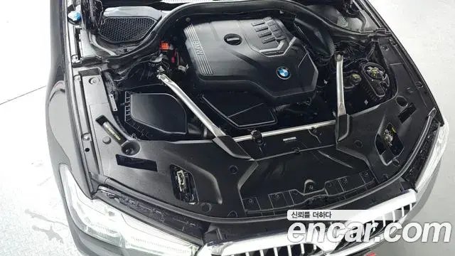 BMW 5 Series 2021 — ფოტო 17/20