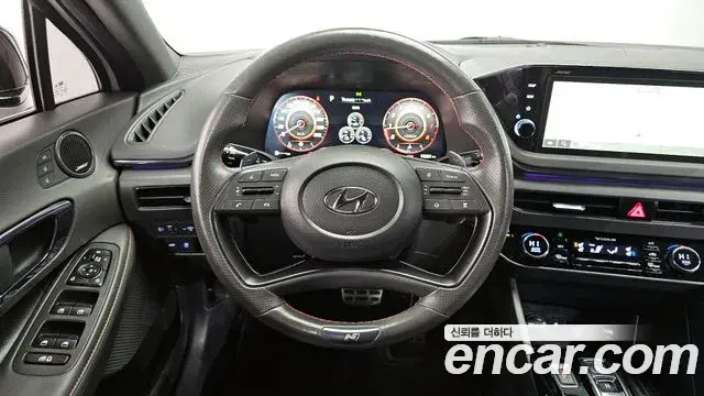 Hyundai Sonata Hybrid 2021 — Şəkil 14/20